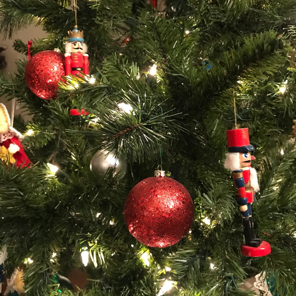 Your Guide to Keep the Holiday&nbsp;Spirit